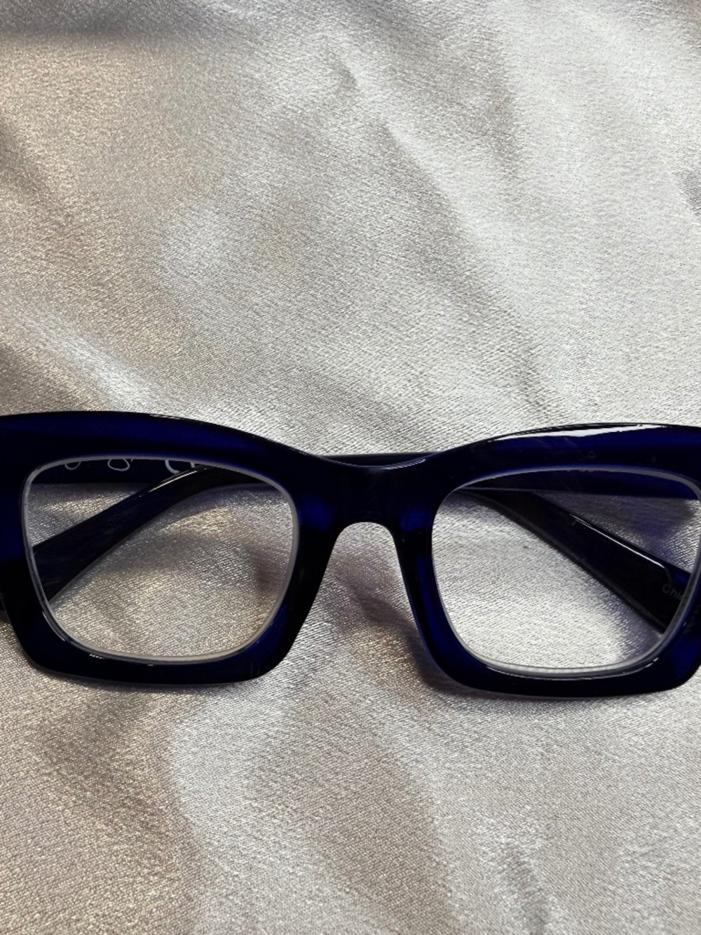 Jessica Simpson Blue Reading Glasses +2.00 Rectangular Readers